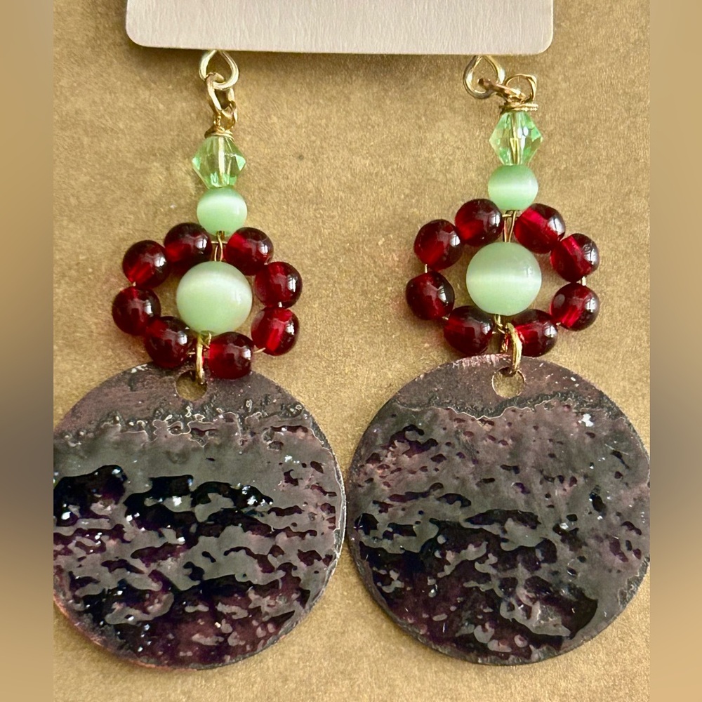 Earrings NWOT flowers Artisan green, red Copper enamel & glass beads 2.5” drop - Picture 9 of 12